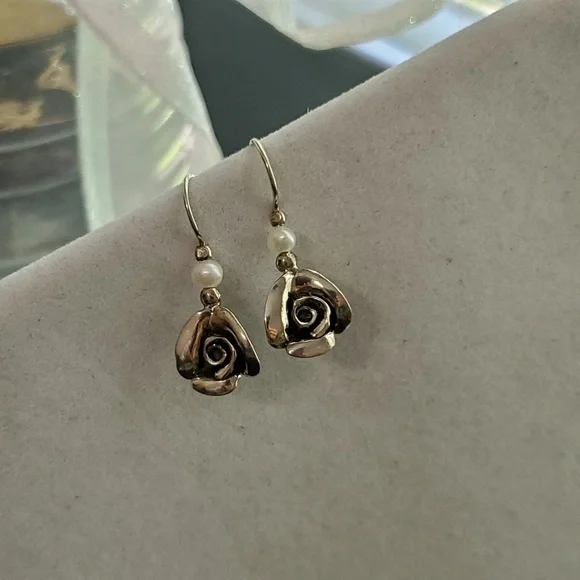 PZ ISRAEL Sterling Rose Earrings with White Cultured Pearl 1.25”L - Picture 10 of 15